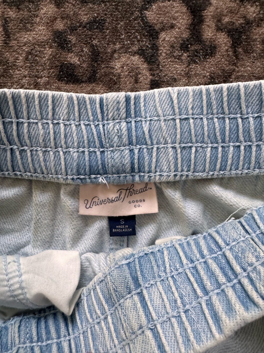 Universal Thread Light Blue Elastic Waist Denim Jeans - Picture 2 of 4